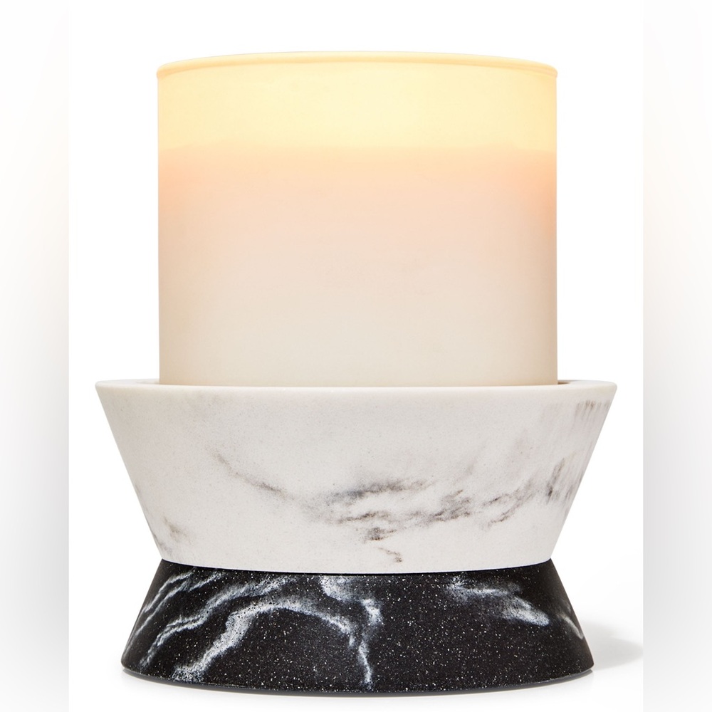 Bath & Body Works Mixed Marble Pedestal 3-Wick Candle Holder